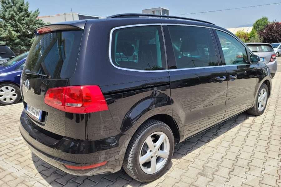 Volkswagen Sharan Black (2012)