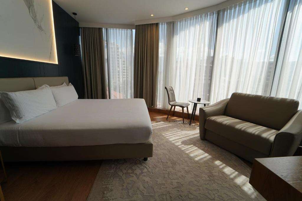 Black Diamond Hotel – Standard Room